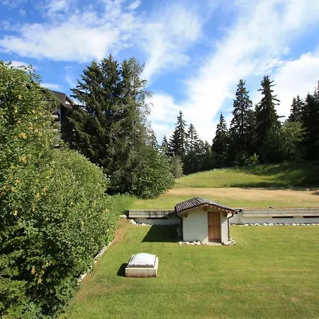 International * Crans-Montana