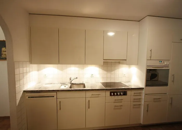 Апартаменты International *