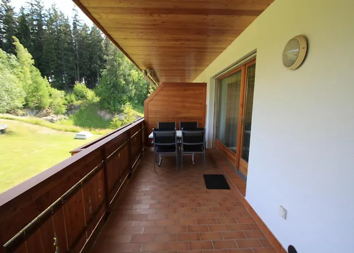 International Кран-Монтана